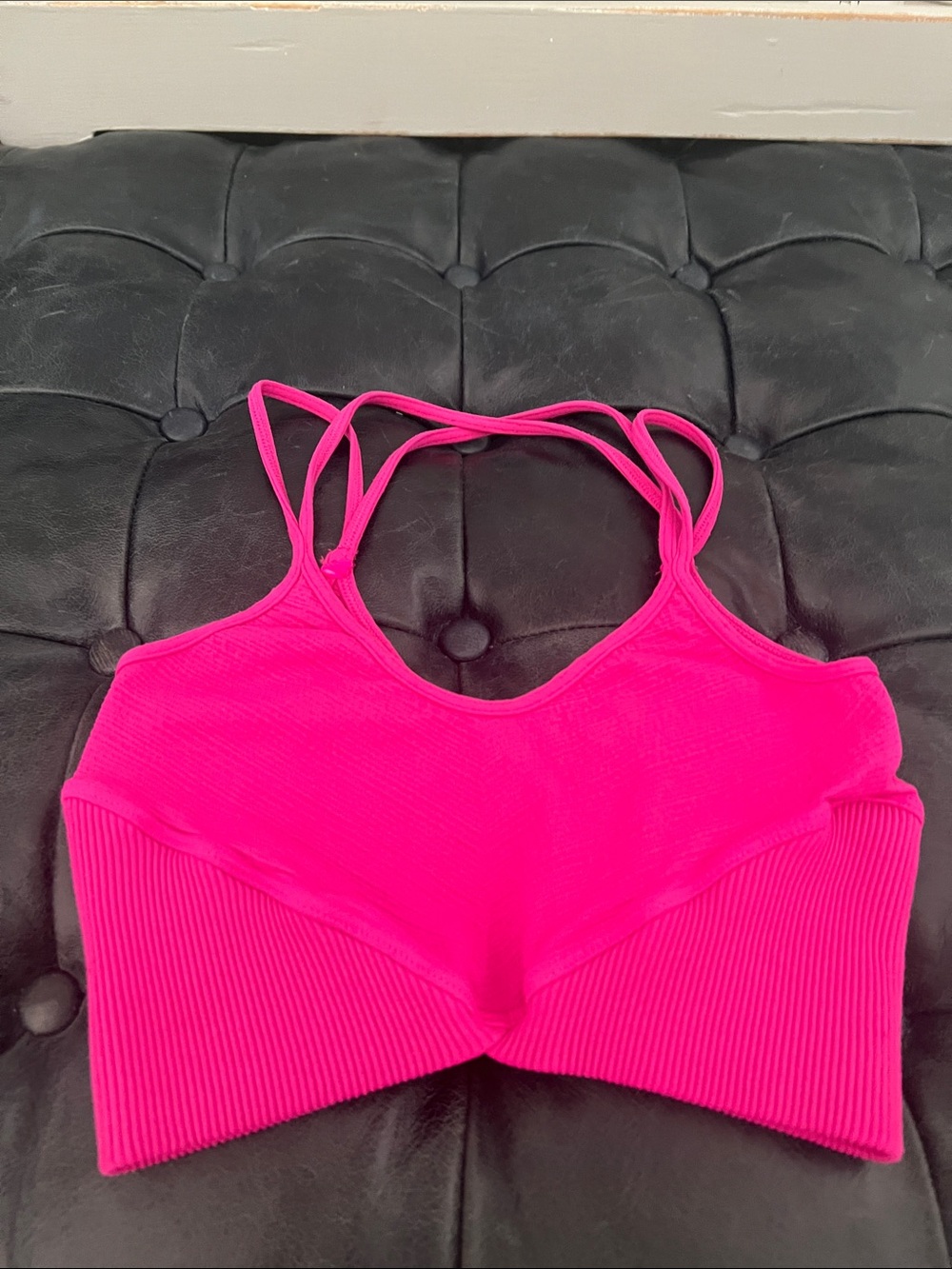 Women's Strappy Ribbed Bralette - fuchsia